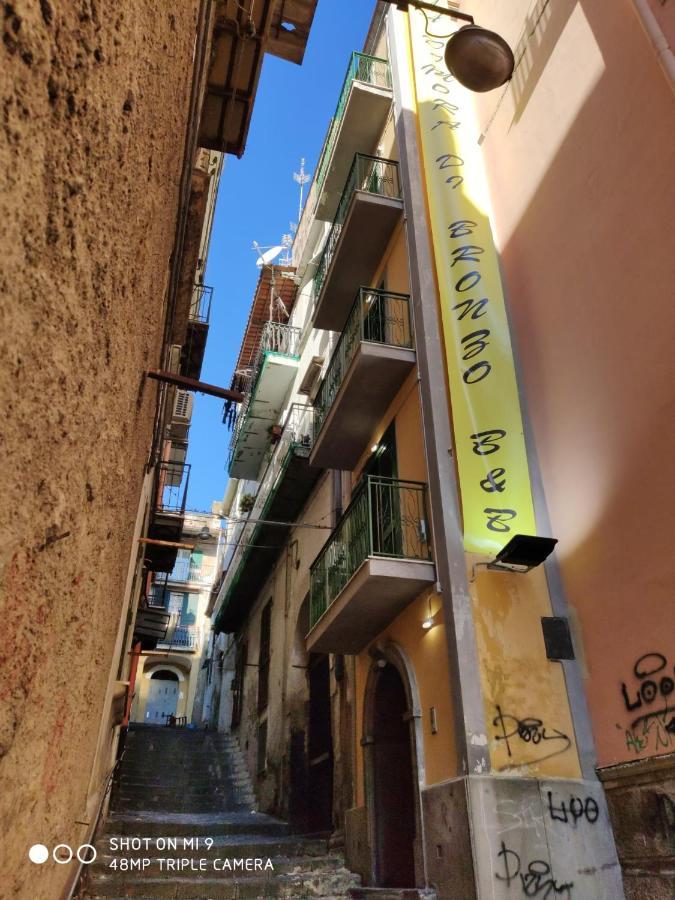 La Dimora Di Bronzo Hotel Naples Exterior photo