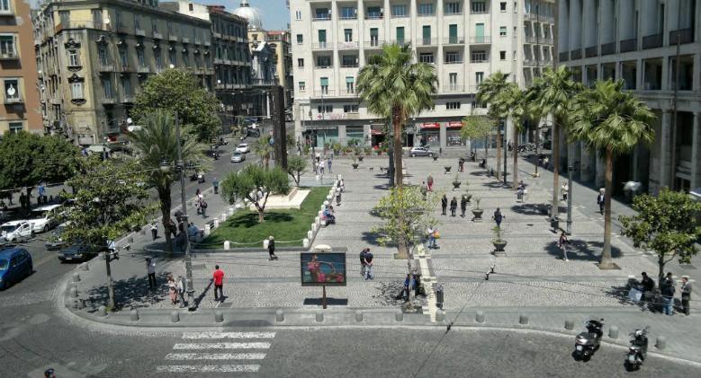 La Dimora Di Bronzo Hotel Naples Exterior photo
